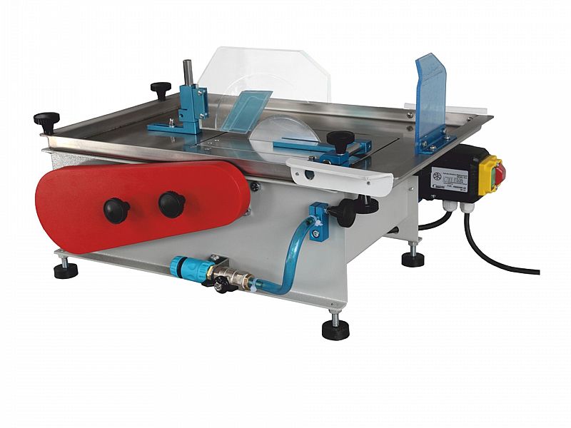 MACHINES FOR AMBER